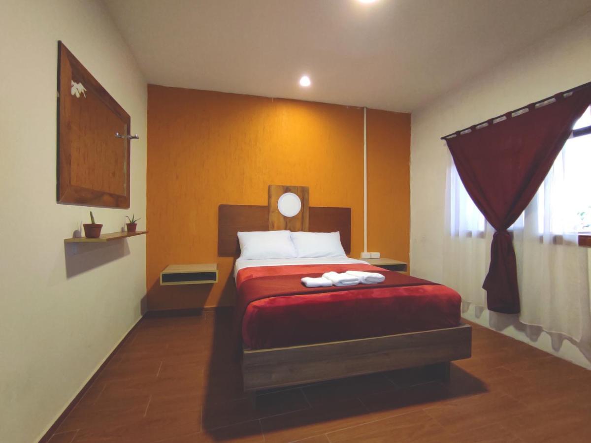 קואנקה Hostal Nizza מראה חיצוני תמונה